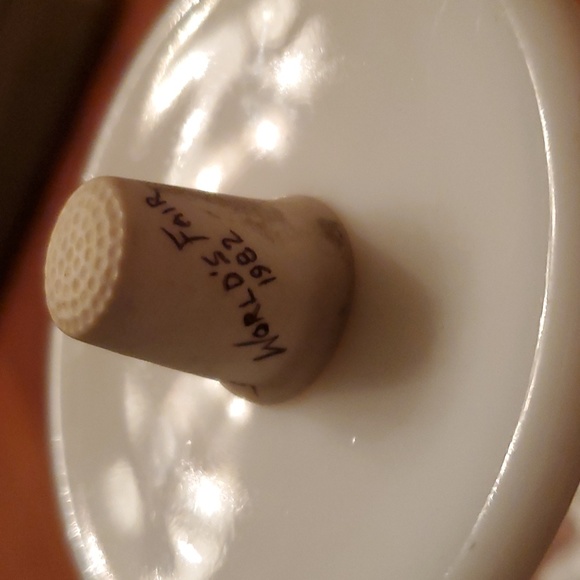 Vintage Porcelain Thimbles - Picture 3 of 3